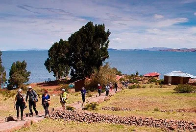 llachon homestay tour puno